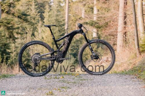 BH AtomX Carbon ficha tecnica